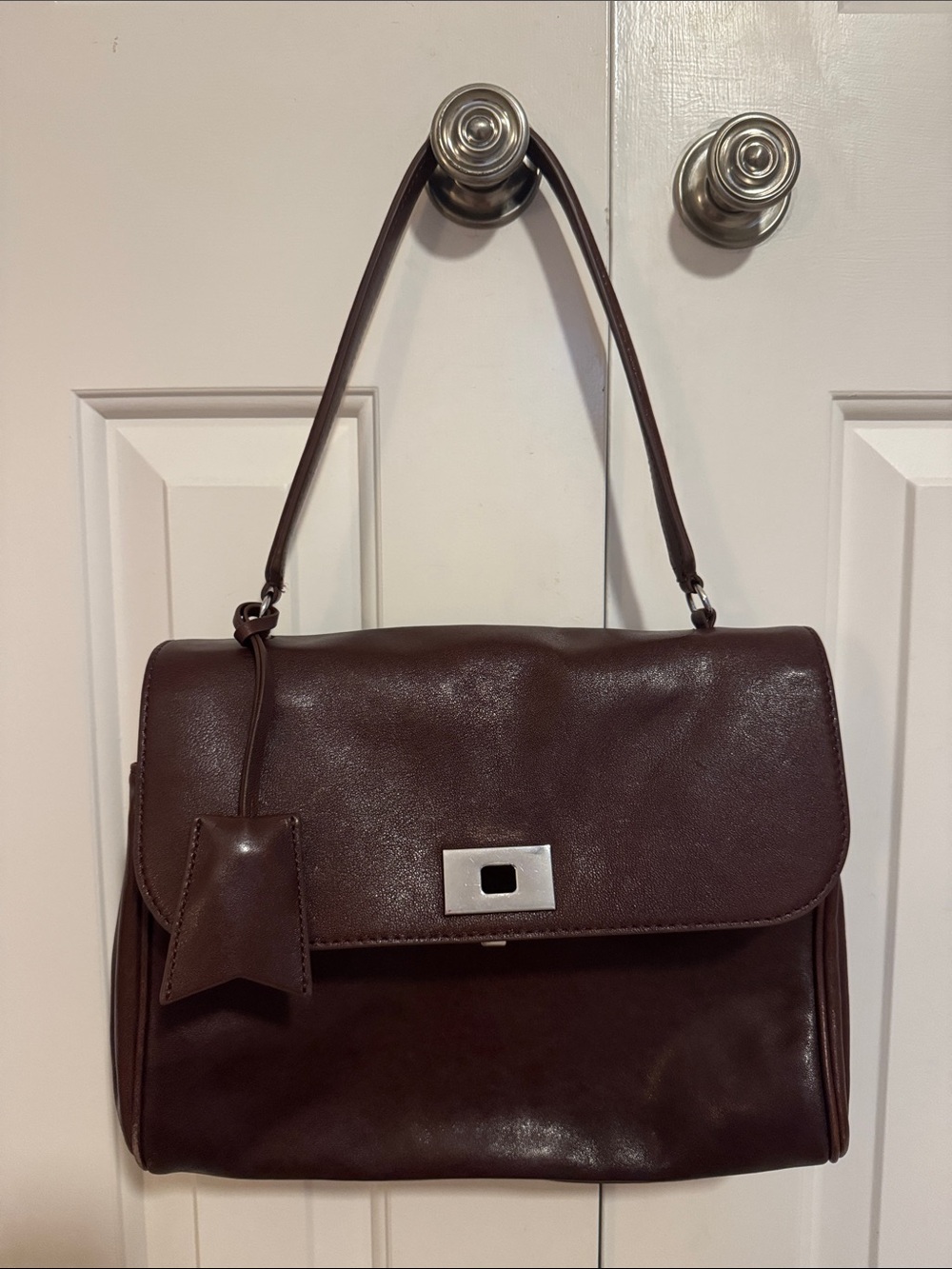NWT J Crew Evie Bag. Slouchy brown leather hand bag! Great for fall!